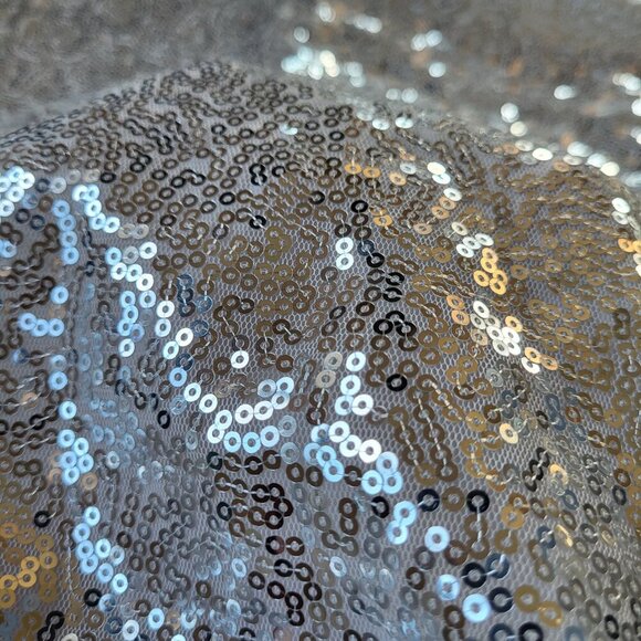 Women's Cropped Long Sleeve Sequin Top – Silver – Size L – NWOT - Picture 6 of 9